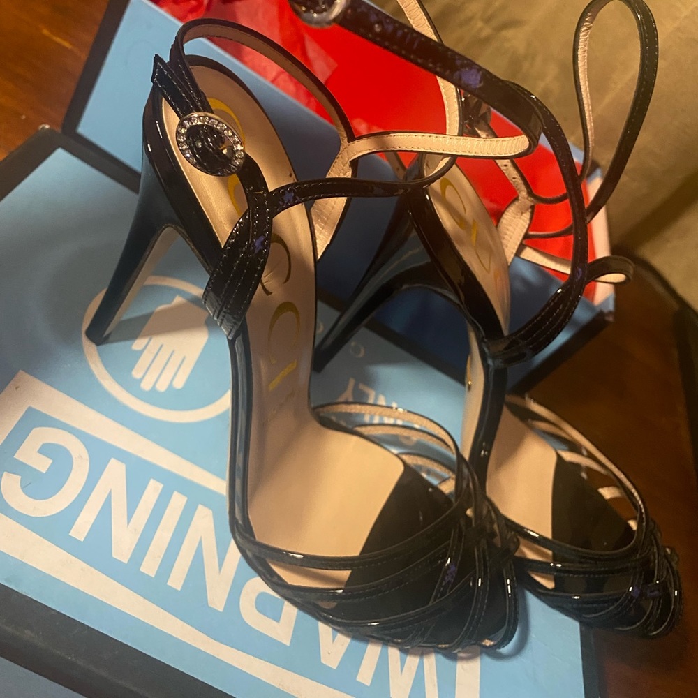 Gucci Sandal Black Strappy with crystal detail